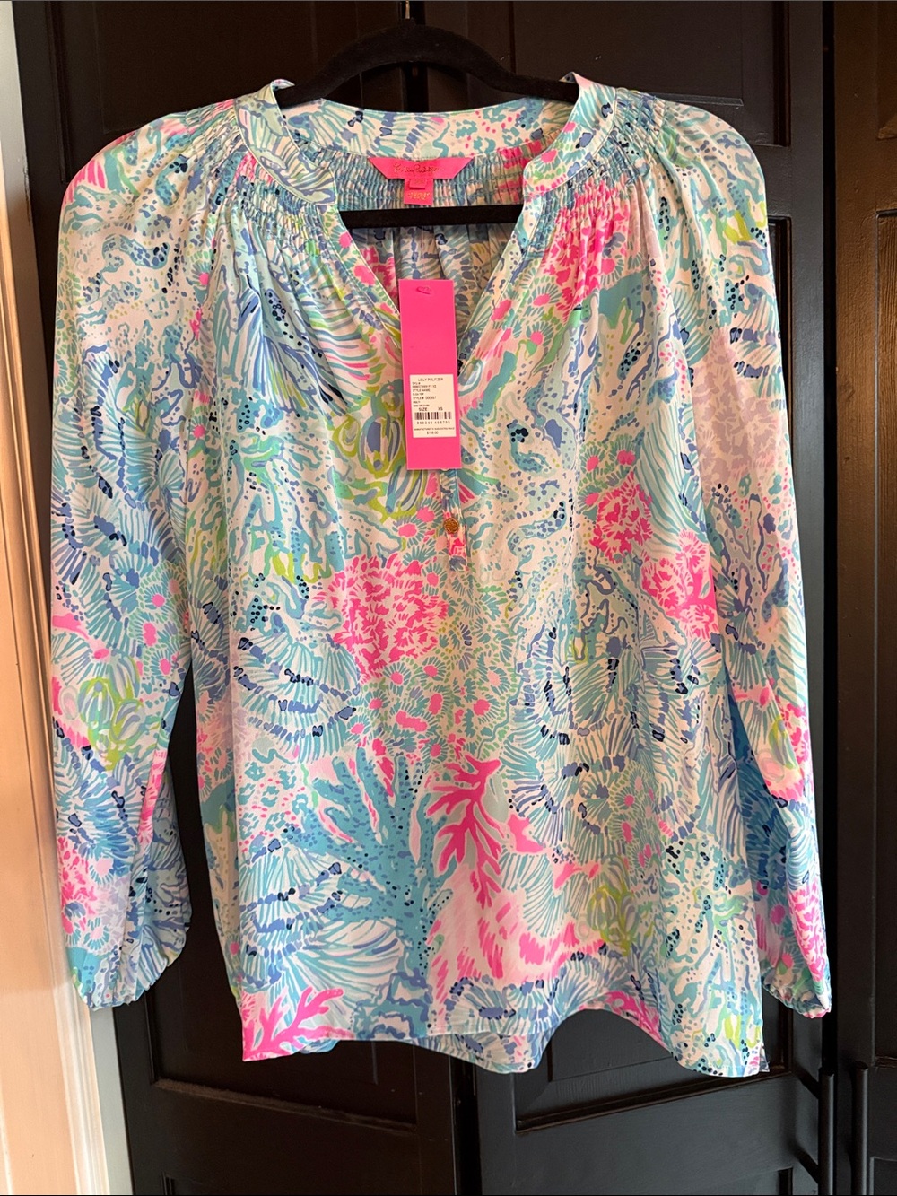 NWT Lilly Pulitzer Elsa top. Sink or swim